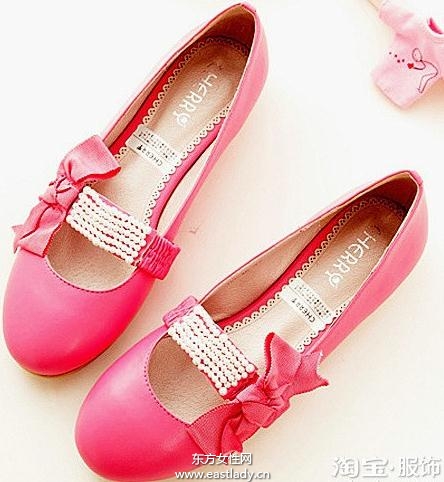 可愛(ài)娃娃鞋每個(gè)女孩春季必備的單品之一