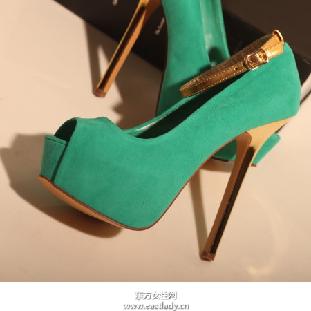 冬季時(shí)尚高跟鞋 百搭性感又舒適