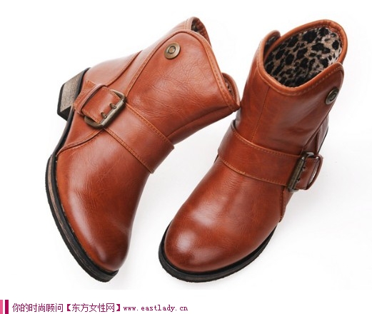 增高魚嘴松糕單鞋 彰顯時尚活力