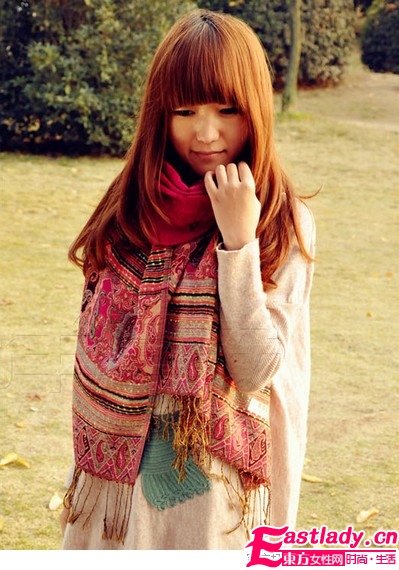 時(shí)尚圍巾單品給冬日添溫暖