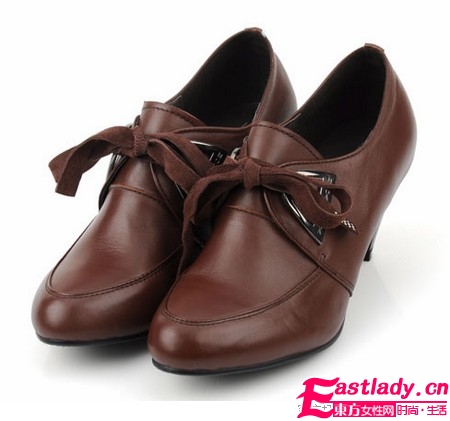 2012初春必備時(shí)尚鞋子