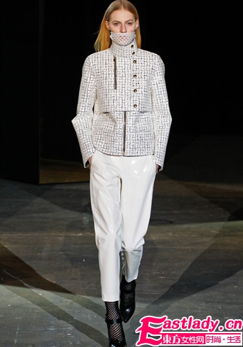 2012紐約秋冬時(shí)裝周 皮革是本季重點(diǎn)元素