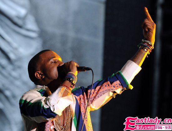 Emporio Armani 2011春夏男裝秀