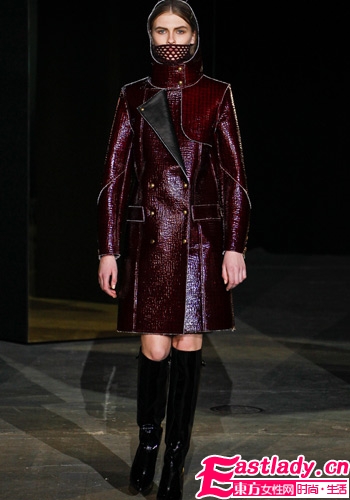 2012紐約秋冬時(shí)裝周 皮革是本季重點(diǎn)元素