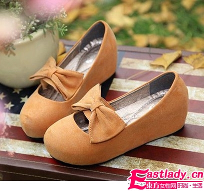 2012初春必備時(shí)尚鞋子