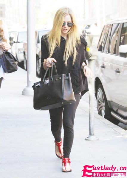 歐美明星出街包包大盤點(diǎn) 哪款是你最愛