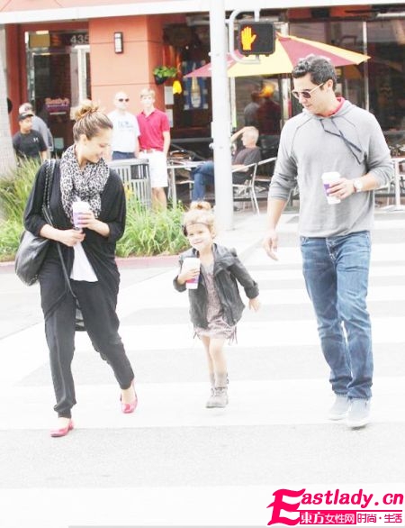 歐美明星出街包包大盤點 哪款是你最愛