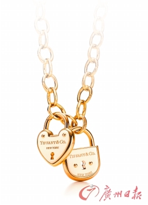 女人時(shí)尚追求無止境 用珠寶配飾點(diǎn)亮衣櫥