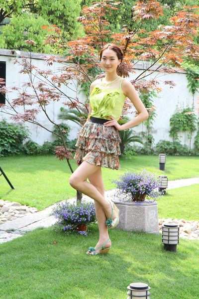 2011達(dá)芙妮花園風(fēng)時(shí)尚自然而然