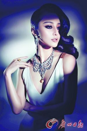 女人時尚追求無止境 用珠寶配飾點亮衣櫥