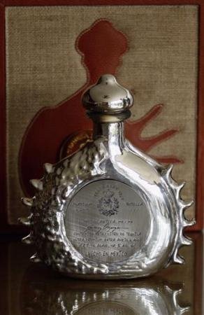 奢侈品洛世奇水晶緊身連衣裙 你肯為她買單嗎