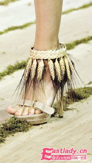 2011春夏流行鞋 打造鞋子新時尚