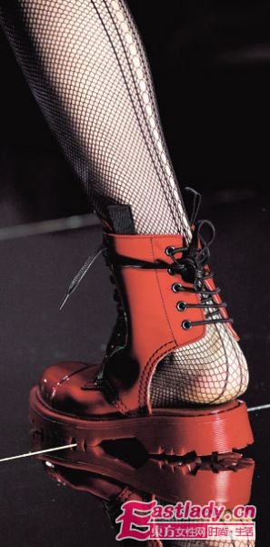 2011春夏流行鞋 打造鞋子新時(shí)尚