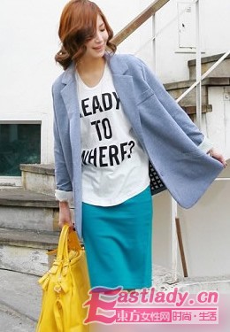 亮色系小西裝搭配方案 搭配出兼具時(shí)尚和氣質(zhì)的春裝造型