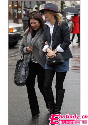 明星早春愛(ài)穿小西裝 甜美帥氣都不缺