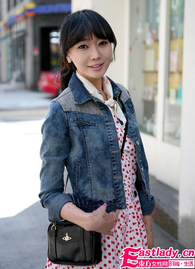 牛仔外套+裙裝 完美MIX甜美酷辣范