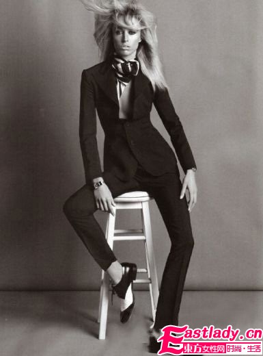 8款毛呢外套穿搭法 打造出最強(qiáng)勢(shì)女人