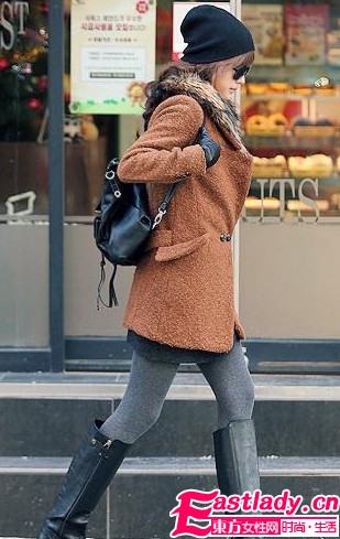 淳樸大地色系搭配 環(huán)保女生崇尚自然色