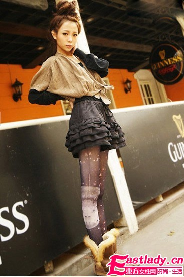 另類打底褲穿搭 擺脫冬季沉悶