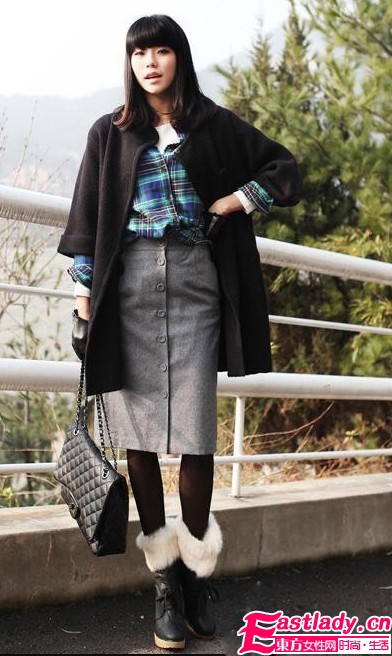 格紋內(nèi)搭時(shí)尚升級(jí) 精彩上身效果
