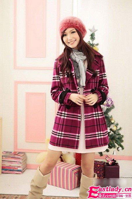 艷麗格子大衣 流行新坐標(biāo)