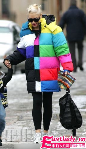 明星保暖有絕招 羽絨服保暖最給力