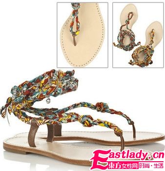 假日出游靚搭配 波西米亞涼鞋讓你足下生輝