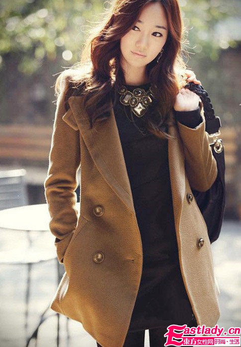 今冬時(shí)尚最美潮 毛呢大衣暢歡時(shí)尚