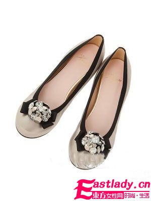 時尚秋鞋新播報 星味十足緊跟潮流