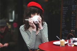 貝雷帽怎么搭配更好看 這些搭配方式真是絕了