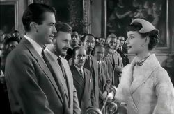 它居然是奧黛麗赫本一生中最愛的胸針飾品