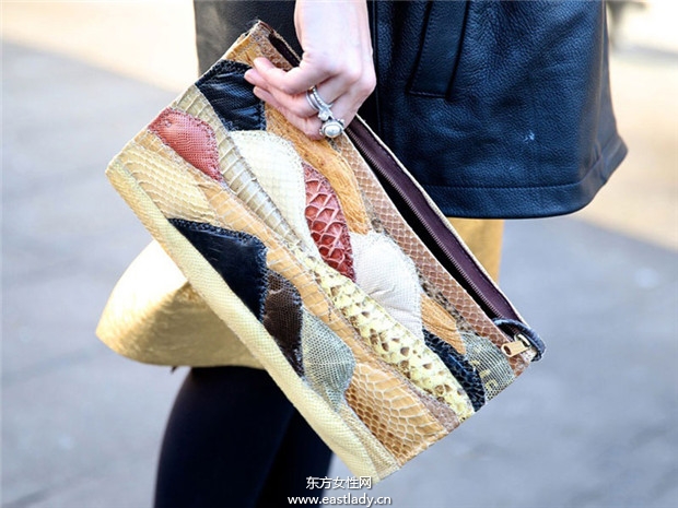 時(shí)裝周時(shí)尚達(dá)人珠寶首飾成點(diǎn)睛之物