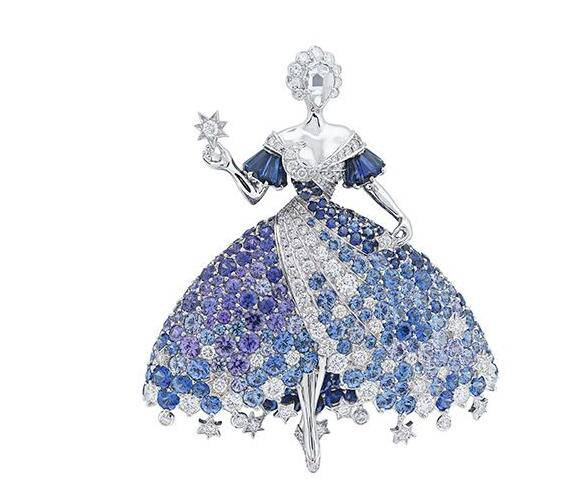 它居然是奧黛麗赫本一生中最愛的胸針飾品