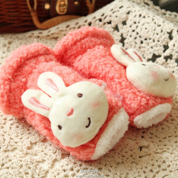 卡通手套造型戴出活力氣息