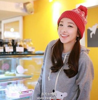 冬日時(shí)尚針織帽提升美眉靚麗指數(shù)