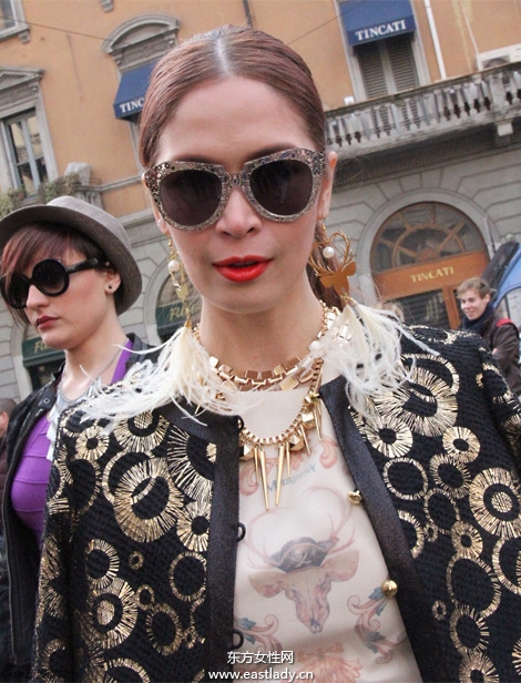 初春季節(jié)炫時(shí)尚 選對(duì)墨鏡做女王