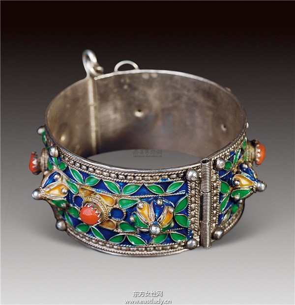 中式巴洛克時尚戒子