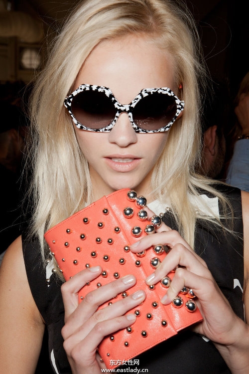 歐美MM墨鏡出行時尚感十足