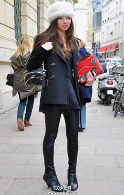 時尚皮草帽給冬日帶來一絲暖意