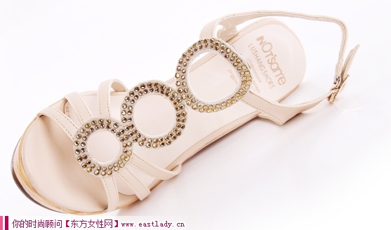 新款羅馬防水臺坡跟涼鞋 特有的防水臺設計 令您多一重保護