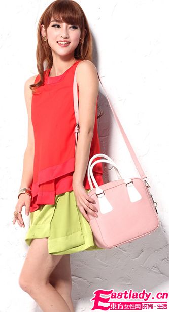 百搭斜跨時(shí)尚小包包讓你擁有十足女人味兒