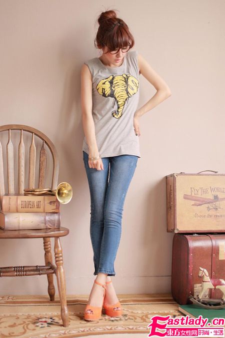 2012新款高跟魚嘴涼鞋秀出你的時(shí)尚個(gè)性