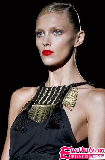 2011春夏女裝點(diǎn)睛主打配飾搶先看