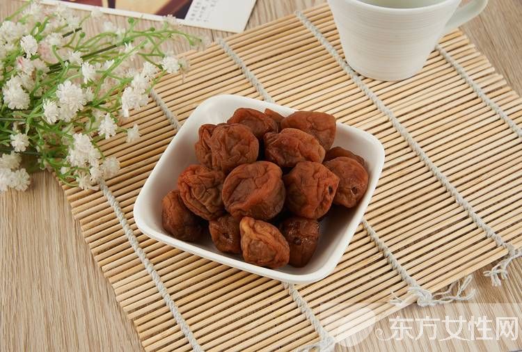 孕婦可以吃話梅嗎  孕婦吃什么對(duì)寶寶智力好