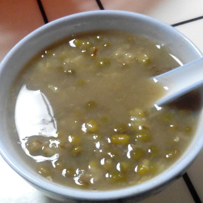 夏季酷暑難耐 孕婦能喝綠豆湯嗎