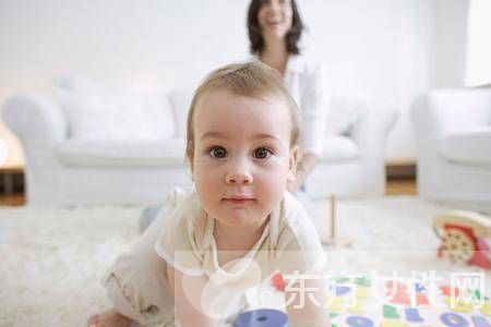 0-1歲寶寶的肢體訓(xùn)練 讓寶寶 贏在起跑線