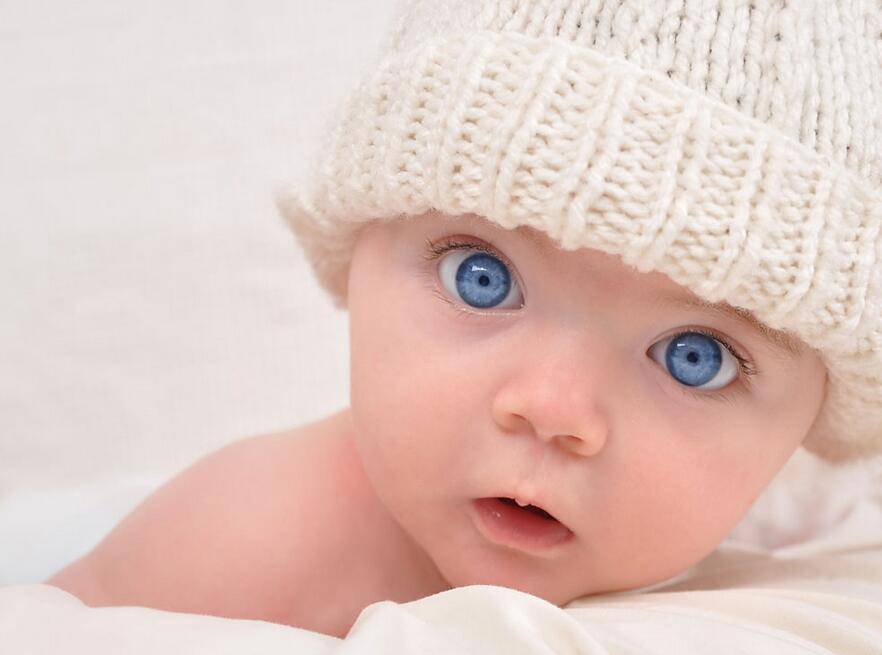 三個(gè)月寶寶抬頭不好 當(dāng)心缺鈣