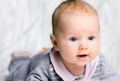 如何判斷嬰兒是否便秘 以下癥狀需注意