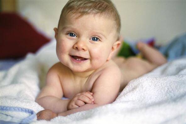 寶寶流鼻血怎么降火 讓寶寶遠離這些食物