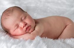 寶寶出生的體重標準 體重太輕易患這些病